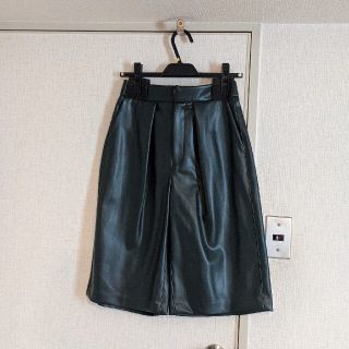 ロートレアモン(LAUTREAMONT)の美品エコレザーハーフパンツ(ハーフパンツ)