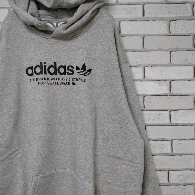 【新品 未使用】adidas originals アディダス パーカー  裏起毛