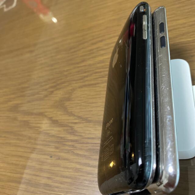 iPhone 3GS 32 GB 中古　のみ スマホ/家電/カメラのスマートフォン/携帯電話(スマートフォン本体)の商品写真