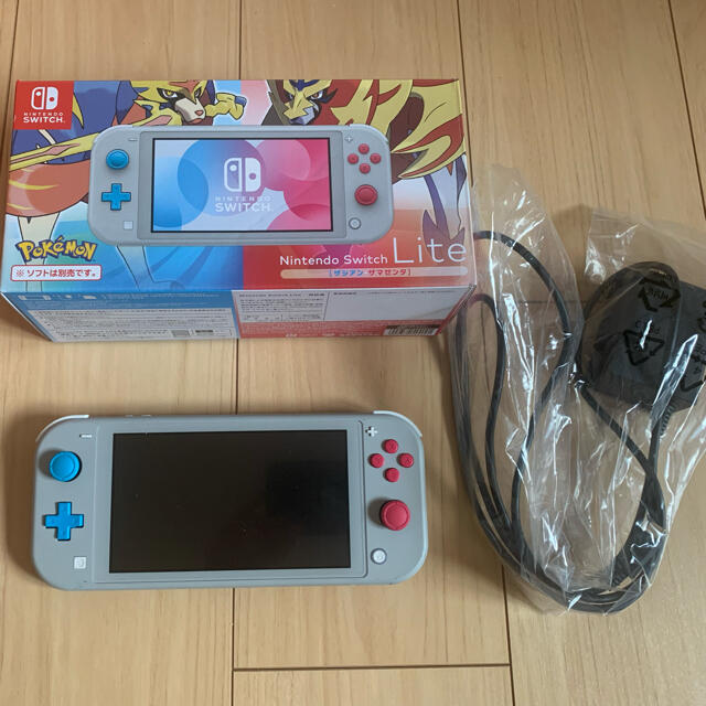 【美品】Nintendo Switch Lite ザシアン・ザマゼンタ