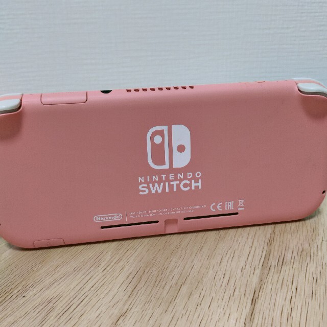 Nintendo Switch Liteピンク