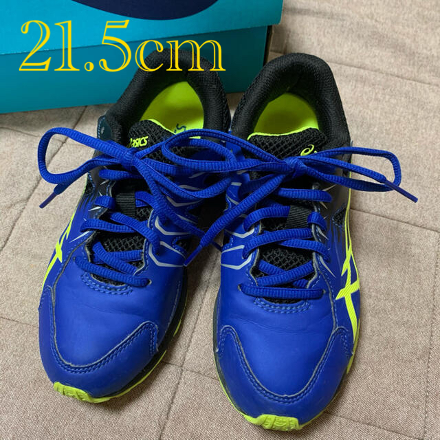 asics(アシックス)のＡＳＩＣＳ　ＬＡＺＥＲＢＥＡＭ キッズ/ベビー/マタニティのキッズ靴/シューズ(15cm~)(スニーカー)の商品写真