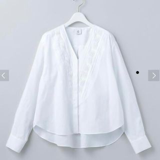 ビューティアンドユースユナイテッドアローズ(BEAUTY&YOUTH UNITED ARROWS)のroku 完売　V NECK TUCK SHIRT 2 シャツ(シャツ/ブラウス(長袖/七分))