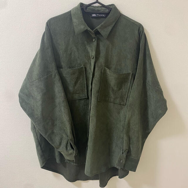 ZARA(ザラ)のZARA 緑　長袖シャツ メンズのトップス(シャツ)の商品写真