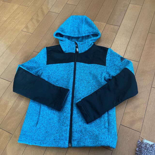 adidas(アディダス)のニットパーカー　adidas 130センチ キッズ/ベビー/マタニティのキッズ服男の子用(90cm~)(ニット)の商品写真