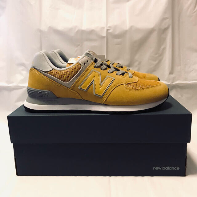 New Balance(ニューバランス)のNew Balance(ニューバランス) ML574 EYW 27.0 新品 メンズの靴/シューズ(スニーカー)の商品写真