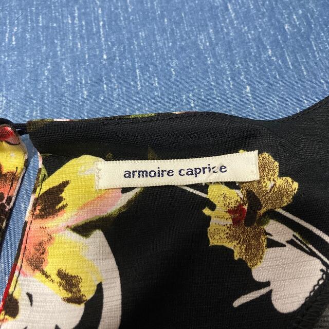 armoire caprice(アーモワールカプリス)のarmoire caprice   黒ベース花柄ワンピース レディースのワンピース(ひざ丈ワンピース)の商品写真