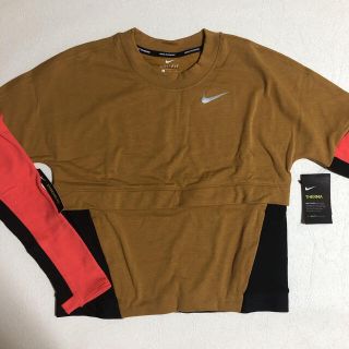 ナイキ(NIKE)のNIKE ナイキ Tシャツ レディース トレーニングウェア(トレーニング用品)