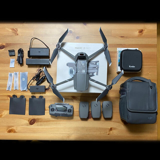 DJI Mavic 2 pro + Fly more kit + NDフィルター スマホ/家電/カメラのカメラ(ビデオカメラ)の商品写真