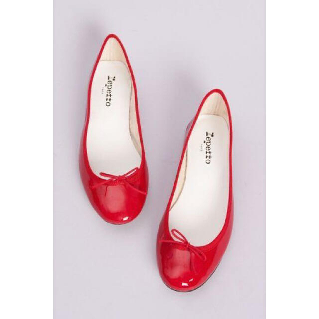 repetto(レペット)のRepetto レペット　赤レッド　ローヒール バレェシューズ　フラットシューズ レディースの靴/シューズ(バレエシューズ)の商品写真