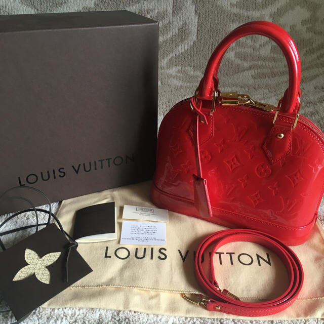 LOUIS VUITTON(ルイヴィトン)のルイヴィトン アルマBB レディースのバッグ(ハンドバッグ)の商品写真