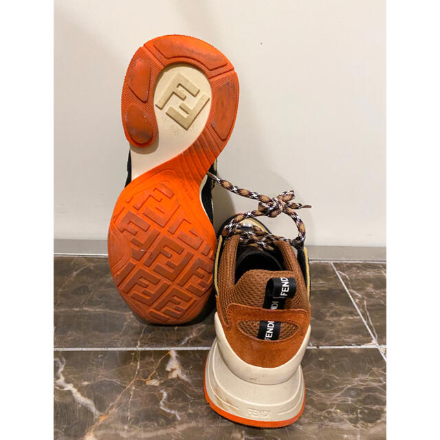 FENDI - 【即日発送】FENDI スニーカー ダッドスニーカー FENDI - 【即日発送】FENDI スニーカー ダッドスニーカー