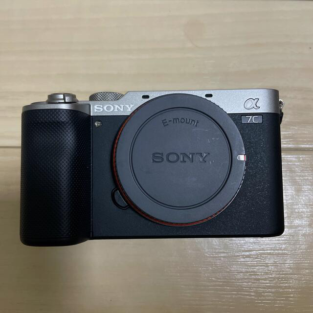 SONY α7c (ズームレンズキット)(美品)！