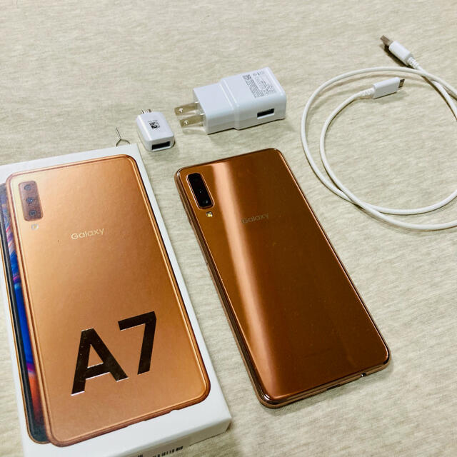 Galaxy A7 ゴールド SM-A750C 8