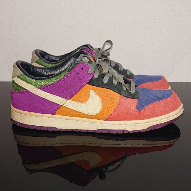 NIKE(ナイキ)のNIKE DUNK 2013 クレイジー カラー 28.5cm メンズの靴/シューズ(スニーカー)の商品写真