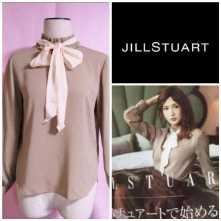 ジルスチュアート(JILLSTUART)の【ジルスチュアート】ボウタイブラウス☆二色使い　長袖　紗栄子さん着用　フリル(シャツ/ブラウス(長袖/七分))