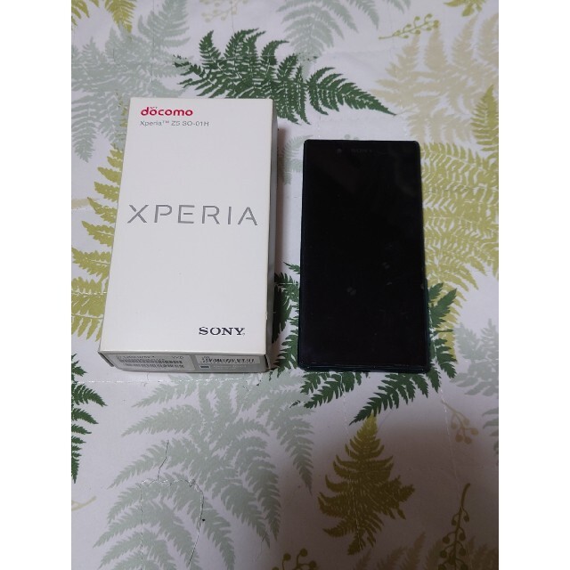 Xperia(エクスペリア)のXperia z 1SO−01F DOCOMO（グリーン） スマホ/家電/カメラのスマートフォン/携帯電話(スマートフォン本体)の商品写真