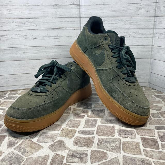 NIKE(ナイキ)のNIKE AIR FORCE 1 メンズの靴/シューズ(スニーカー)の商品写真