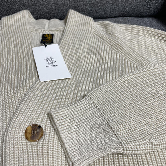 COMOLI(コモリ)の【新品未使用】BATONER SIGNATURE CARDIGAN サイズ2 メンズのトップス(カーディガン)の商品写真