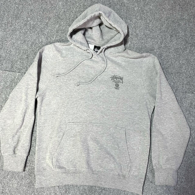 STUSSY(ステューシー)のSTUSSY ワールドツアー ロゴ プルオーバー パーカー メンズのトップス(パーカー)の商品写真