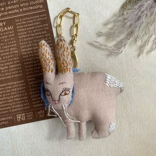 ハンドメイド　うさぎ　バッグチャーム　キーホルダー(バッグチャーム)