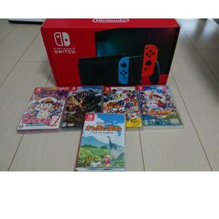 ニンテンドウ(任天堂)のニンテンドースイッチ  本体  カセット5本付き(家庭用ゲーム機本体)