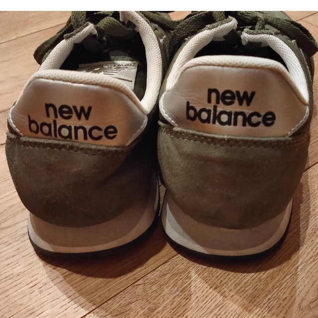 New Balance(ニューバランス)のファーブル様　NEW BALANCE(ニューバランス)U220 カーキ レディースの靴/シューズ(スニーカー)の商品写真
