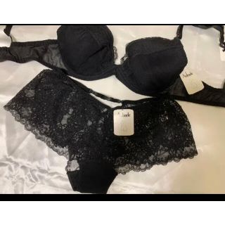 ラペルラ(LA PERLA)のAUBADEオーバドゥPRECIEUX TALISMAN 75C/2(ブラ&ショーツセット)