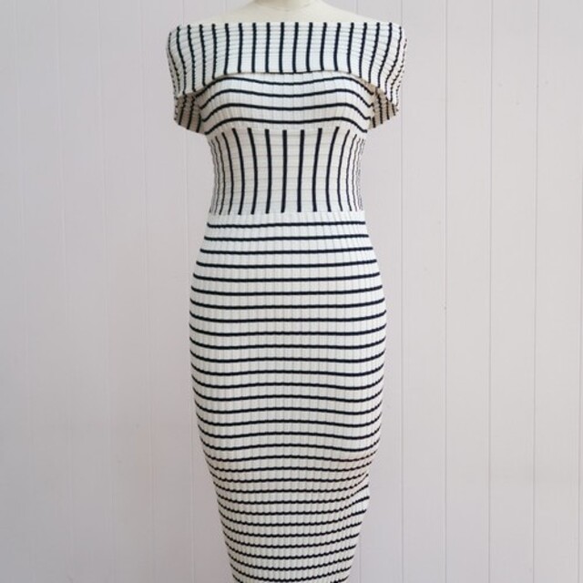 【Herlipto】Stripe Ribbed-Knit Midi Dress