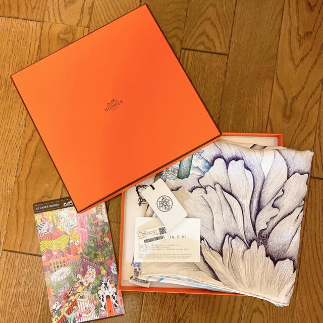 2019 Hermès エルメス カレ 90 スカーフ ピヴォワンヌの影 - バンダナ