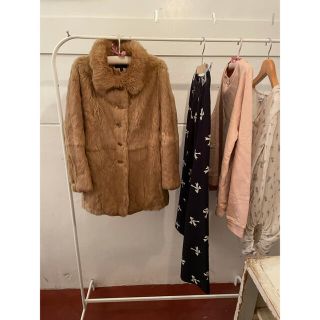 アーペーセー(A.P.C)のA.P.C. fur coat.(毛皮/ファーコート)