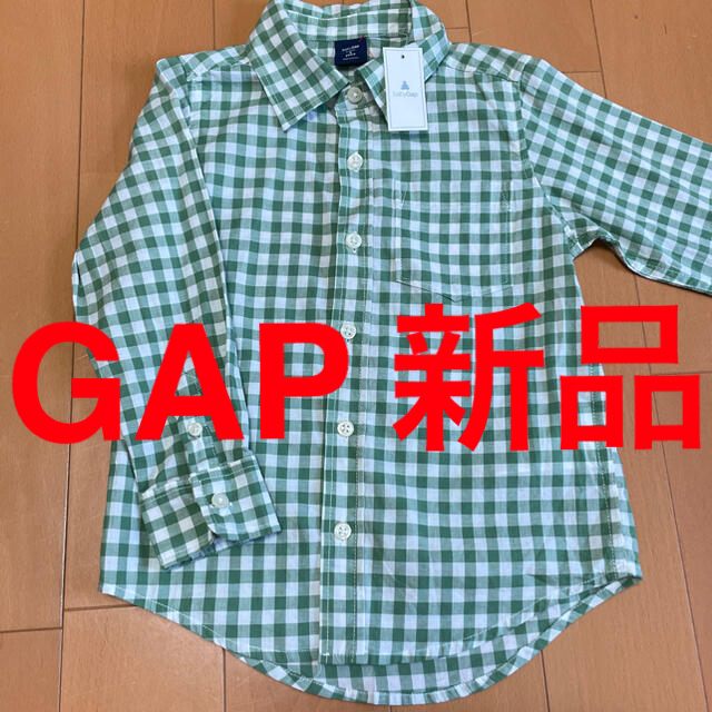 GAP(ギャップ)のチェックシャツ　ギンガムチェック　グリーン　新品　GAP 105 4歳 キッズ/ベビー/マタニティのキッズ服男の子用(90cm~)(Tシャツ/カットソー)の商品写真