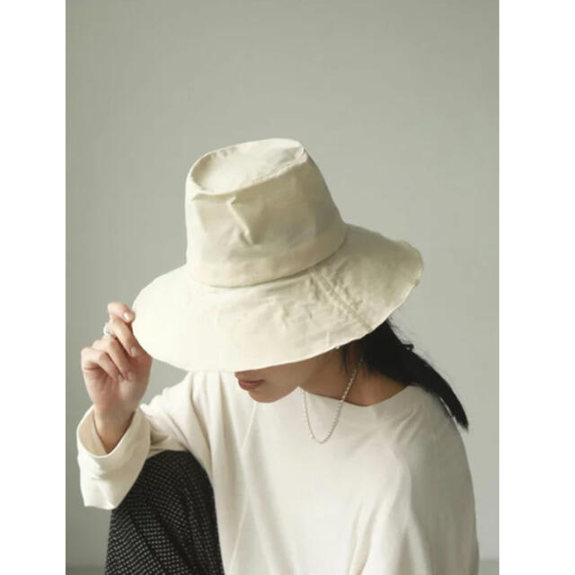 TODAYFUL(トゥデイフル)のParaffin Bucket Hat パラフィンバケットハット レディースの帽子(ハット)の商品写真