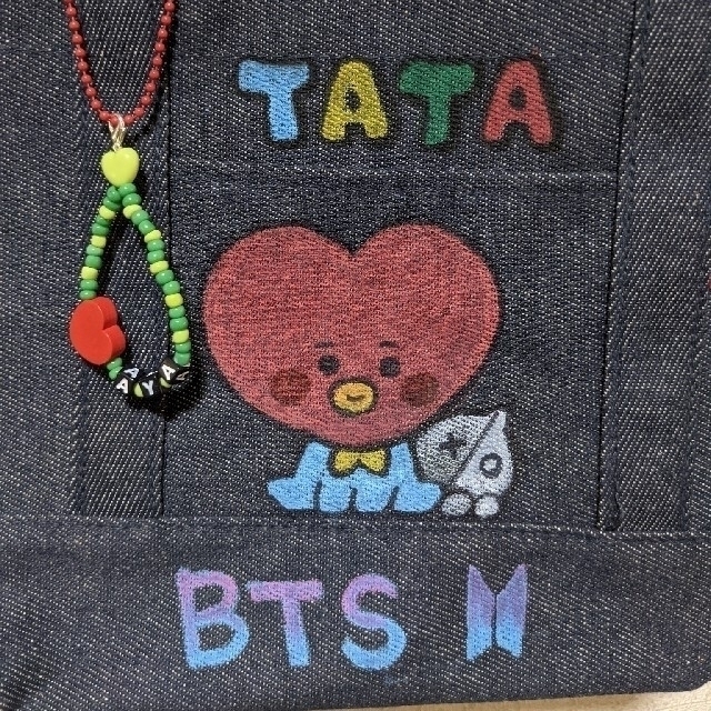 防弾少年団(BTS)(ボウダンショウネンダン)の♥lite_bule様専用💜BTS BT21 ペイントバッグ ③💜テテ グク レディースのバッグ(ハンドバッグ)の商品写真