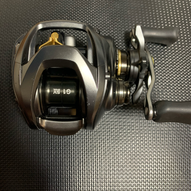 DAIWA(ダイワ)のダイワ　スティーズSVTW 純正OH済み　送料込み スポーツ/アウトドアのフィッシング(リール)の商品写真