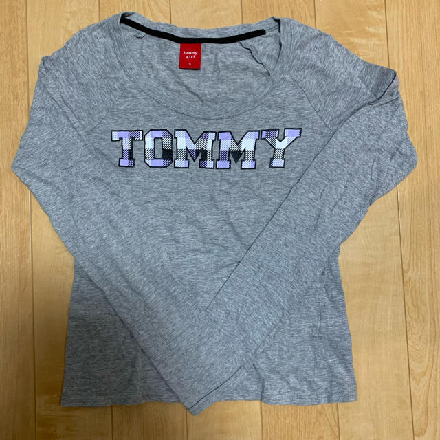 tommy girl(トミーガール)のtommy girl   長袖Ｔシャツ レディースのトップス(Tシャツ(長袖/七分))の商品写真