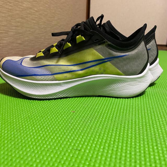 NIKE(ナイキ)のNIKE ナイキ 25.5 ランニングシューズ ズーム フライ 3  スポーツ/アウトドアのランニング(シューズ)の商品写真