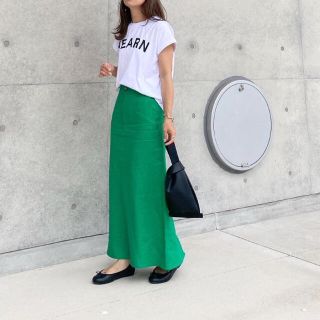 ザラ(ZARA)のZARA  リネンスカート　グリーン　(ロングスカート)