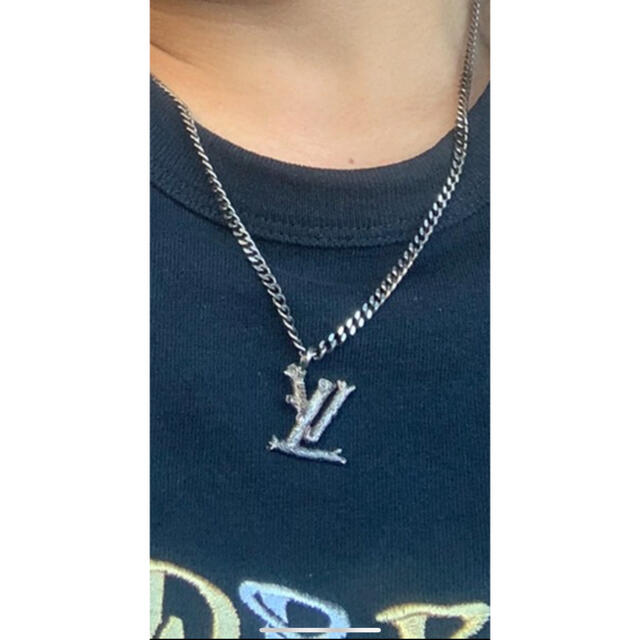 LOUIS VUITTON(ルイヴィトン)のlouis vuiton ネックレス メンズのアクセサリー(ネックレス)の商品写真