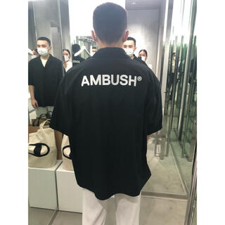 AMBUSH - AMBUSH シャツの通販｜ラクマ