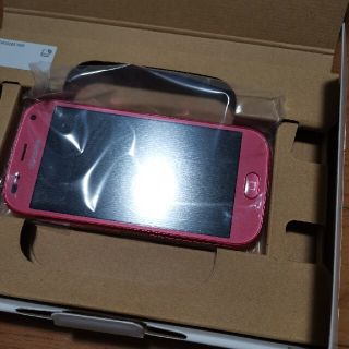 エヌティティドコモ(NTTdocomo)の【新品未使用】　ドコモ　らくらくスマートフォン　F-42A　ピンク(スマートフォン本体)