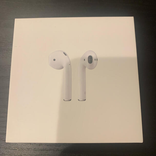 Apple(アップル)のAirPods 第1世代　中古 スマホ/家電/カメラのオーディオ機器(ヘッドフォン/イヤフォン)の商品写真