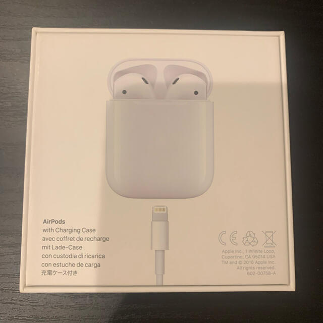 Apple(アップル)のAirPods 第1世代　中古 スマホ/家電/カメラのオーディオ機器(ヘッドフォン/イヤフォン)の商品写真