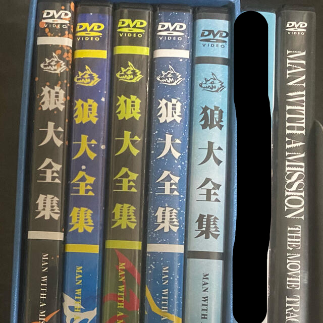 MAN WITH A MISSION(マンウィズアミッション)の【中古】MWAM マンウィズ DVD 全5巻セット+10周年記念DVD1枚 エンタメ/ホビーのDVD/ブルーレイ(ミュージック)の商品写真