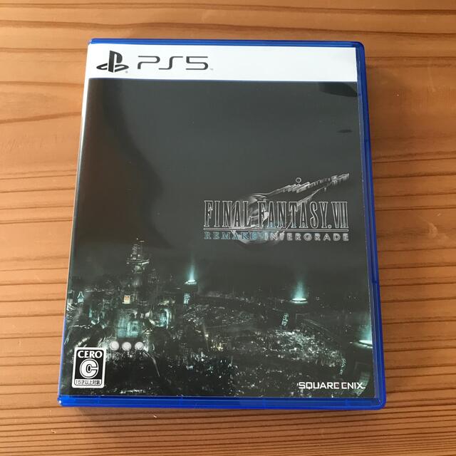 SQUARE ENIX - ファイナルファンタジーVII リメイク インターグレード PS5 コード未使用