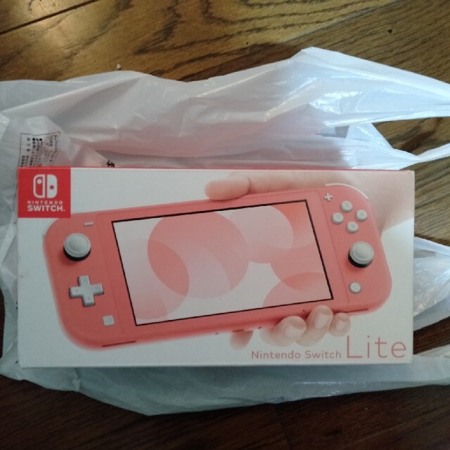 Nintendo Switch NINTENDO SWITCH LITE コーラ