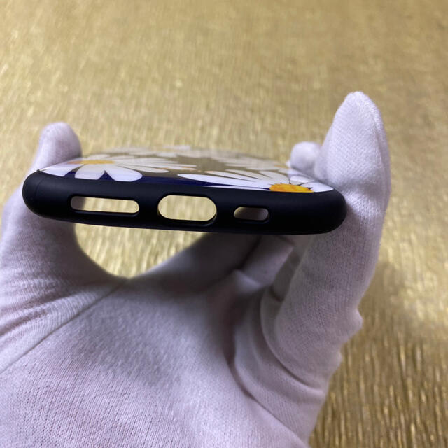 新品　未使用　iPhoneケース　iPhone 11 pro 花柄 スマホ/家電/カメラのスマホアクセサリー(iPhoneケース)の商品写真