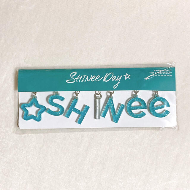 Shinee Shinee 11周年 記念 展示会 公式グッズ アクリルチャーム セットの通販 By Min S Shop シャイニーならラクマ