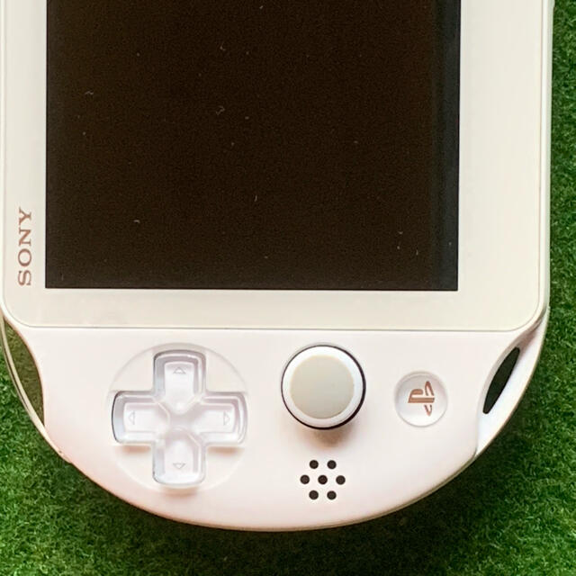 PlayStation®Vita  ホワイト　メモリー16G 4G付❣️ 3