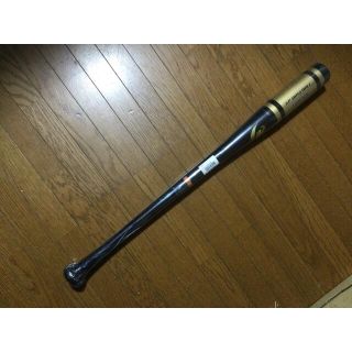大幅値引。一般用木製軟式硬式野球バット【85cm】